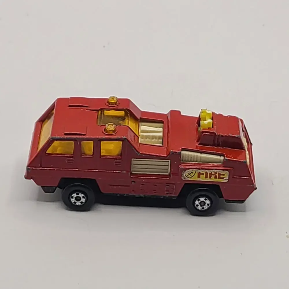 Vintage 1975 MATCHBOX Superfast Blaze Buster Diecast Firefighter. England
